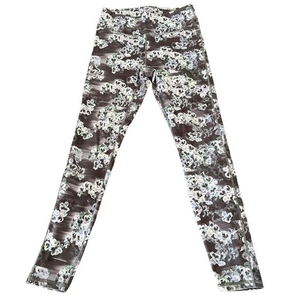 Fabletics Leggings Hydrangea Floral Print Sz S Gray Stripe Purple Green White - Picture 2 of 7
